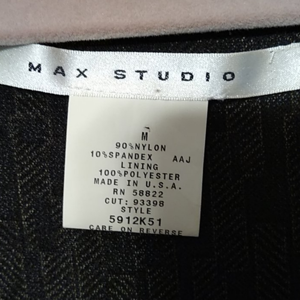 Max Studio - Picture 8 of 9